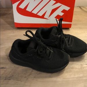 Toddler boys Nike